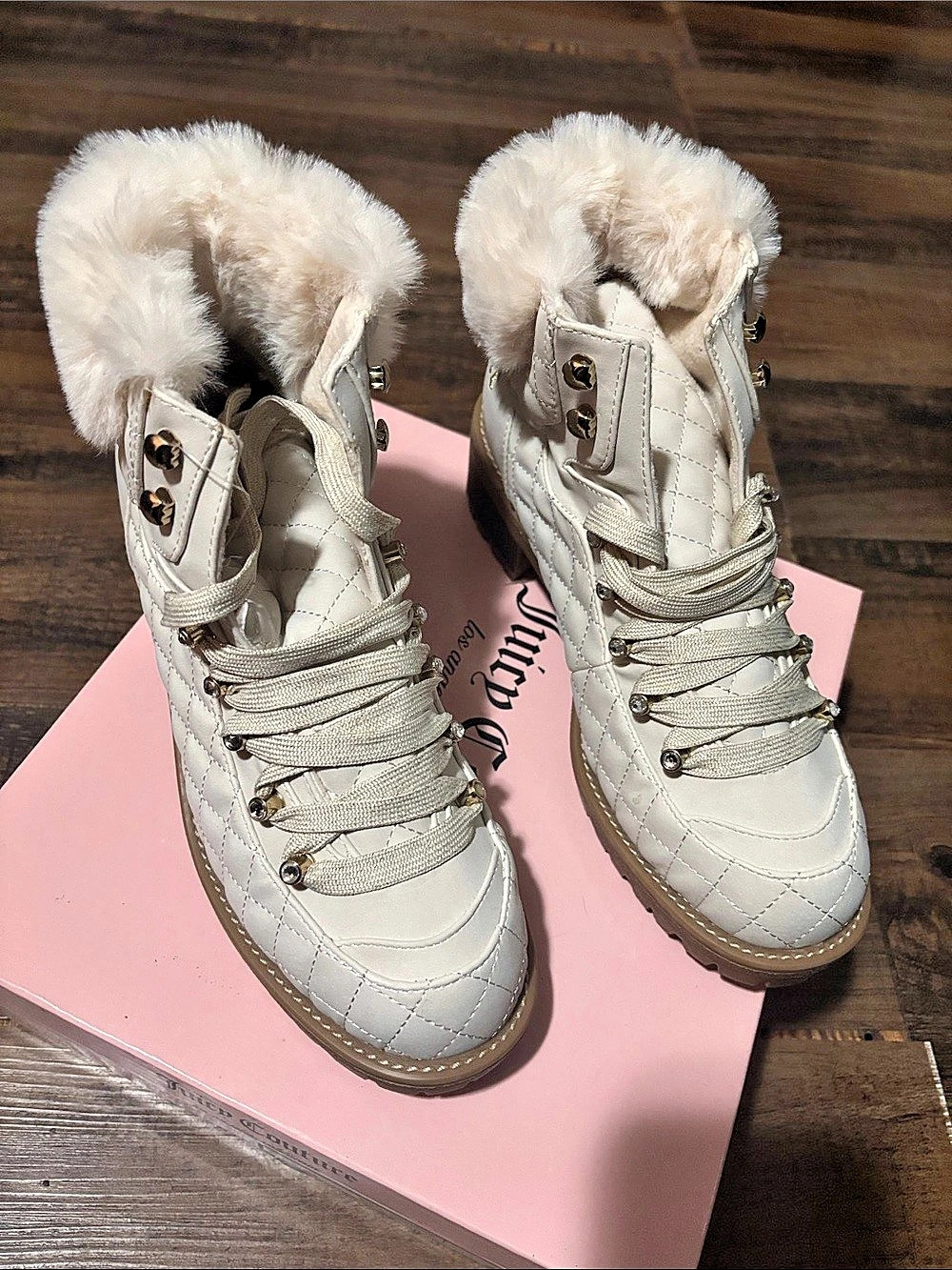 Juicy Couture Quilted Fur-Lined Winter Boots in White Like New